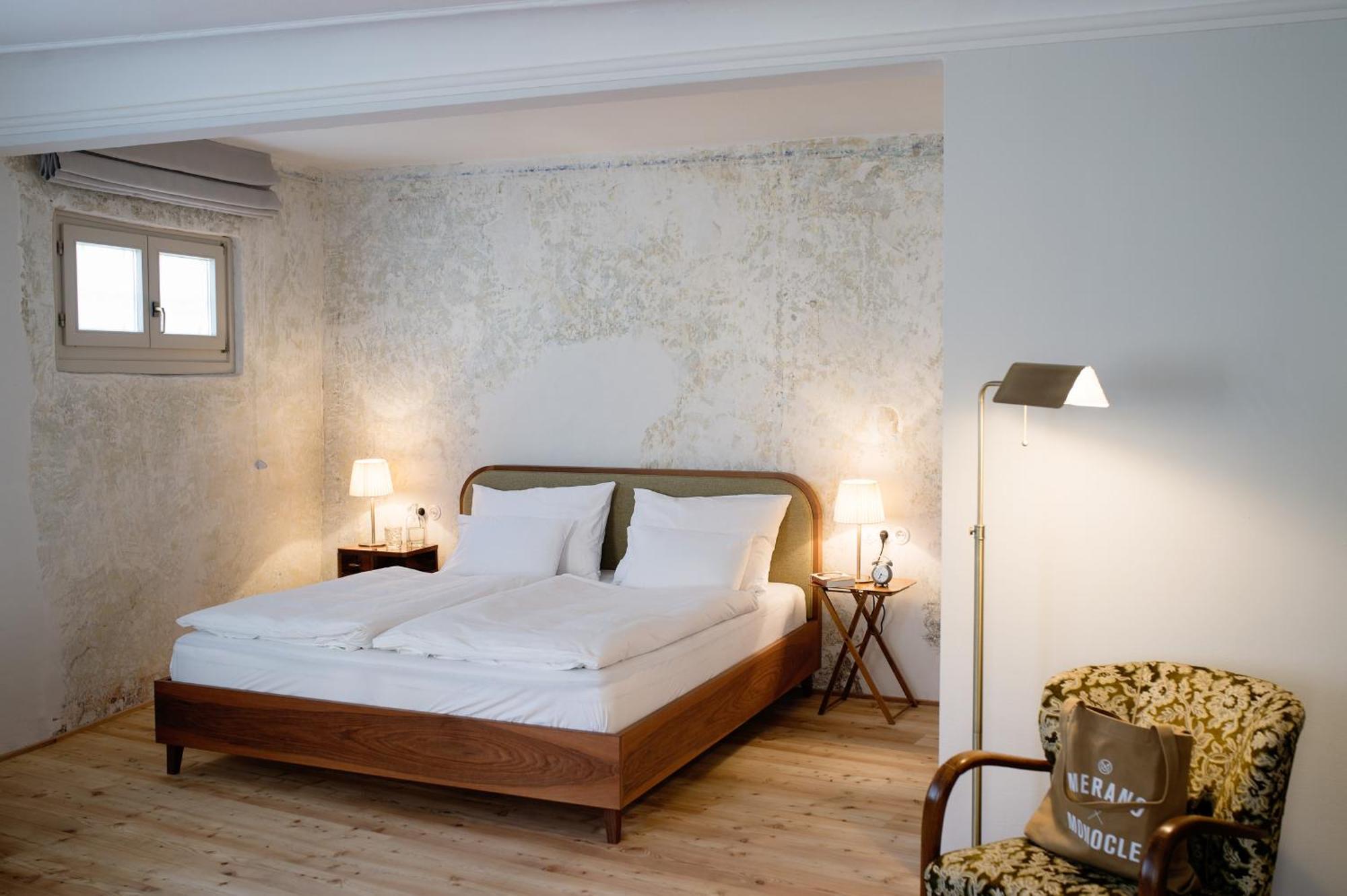 1477 Reichhalter Bed and Breakfast Lana Eksteriør billede